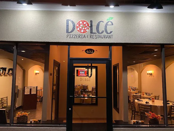 Dolce Pizzeria & Restaurant Picture 4