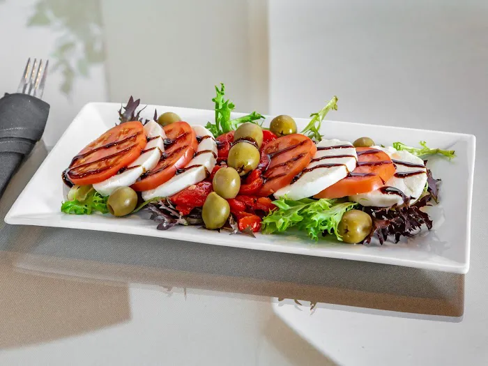 Dolce Pizzeria & Restaurant Picture 5