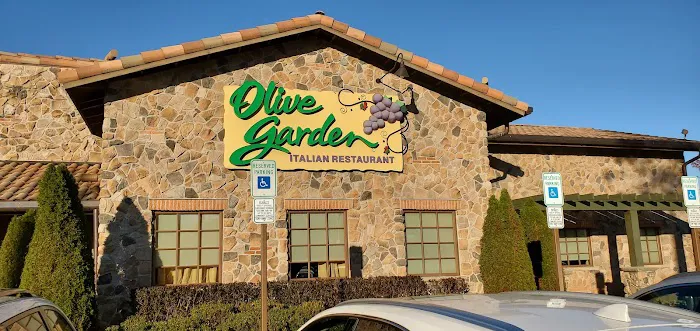 Olive Garden Italian Restaurant Picture 1