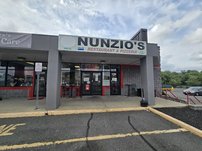 Nunzio's Pizzeria Picture 1