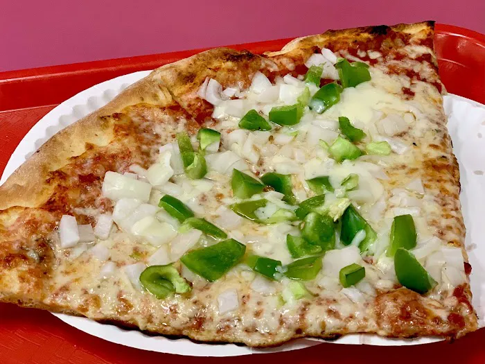 Nunzio's Pizzeria Picture 9