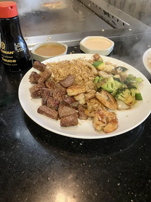 U-Yee Sushi & Hibachi Picture 9