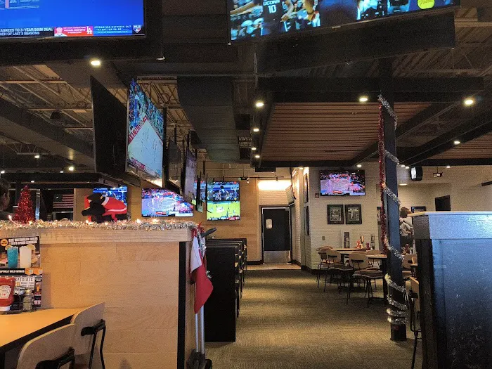 Buffalo Wild Wings Picture 8
