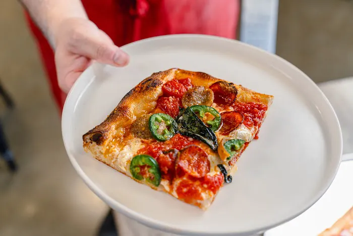 Jackson Square Pizzeria Picture 4