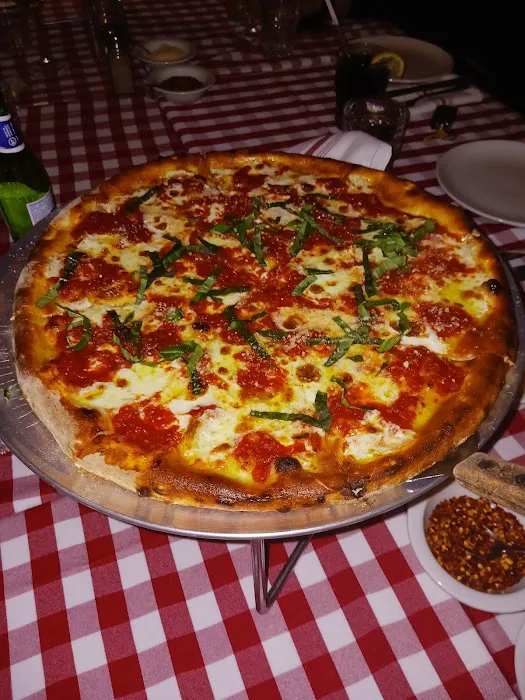 Rocky's Pizza Bar Picture 10