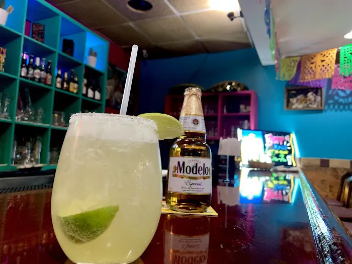 Tres Amigos Taqueria & Restaurant Picture 1