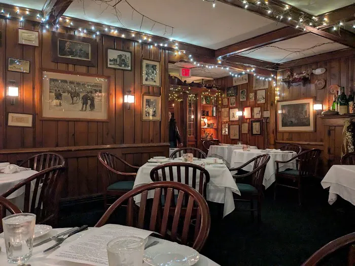 Berta's Chateau Picture 4