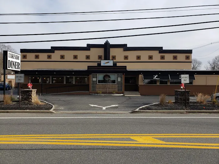 Lakeside Diner Picture 2