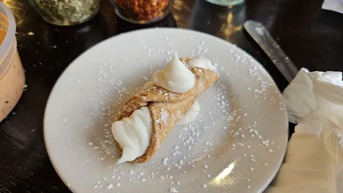 Luigi's Pizza & Restaurant Picture 2