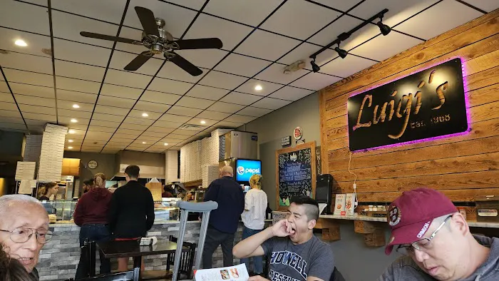 Luigi's Pizza & Restaurant Picture 4