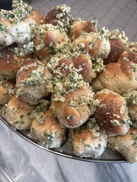 Luigi's Pizza & Restaurant Picture 3