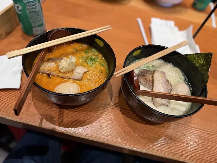 KINTON RAMEN WOODBURY COMMON Picture 3