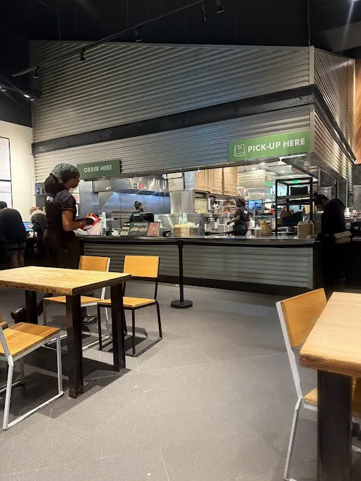 Shake Shack Woodbury Commons Picture 7