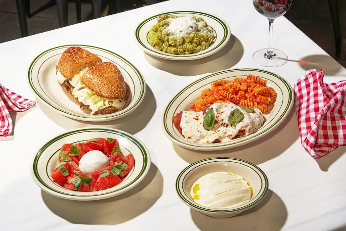 Parm Woodbury Common Picture 3