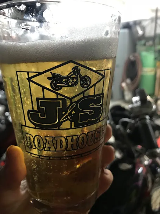 J&S Roadhouse Picture 3