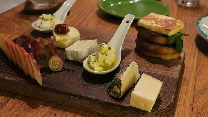 THE GRANGE Picture 2