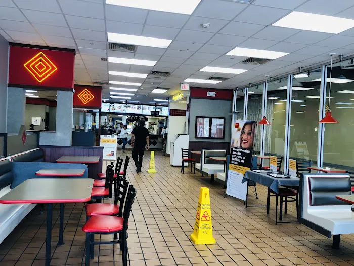 McDonald's Picture 9