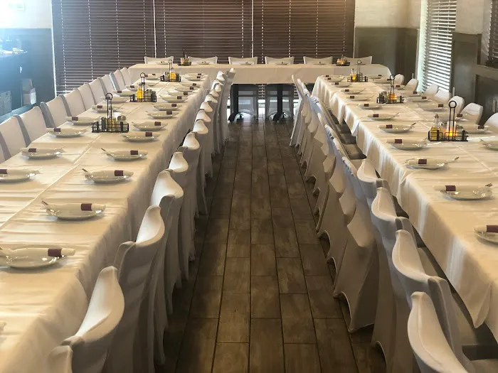 Mangiano Pizza Restaurant Catering & Private Events Picture 4