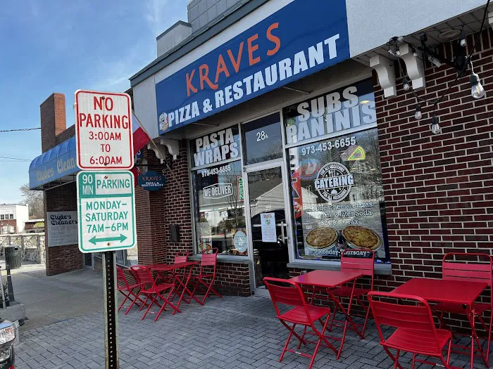 Kraves Pizza & Restaurant Picture 10