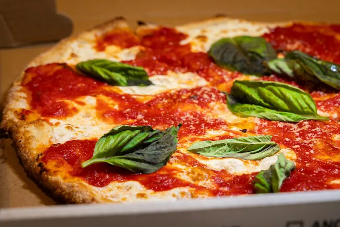 Kraves Pizza & Restaurant Picture 1