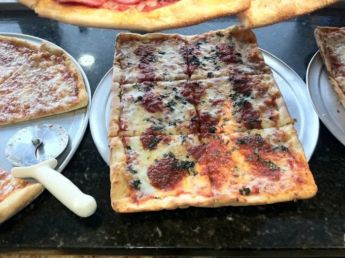 Denville Pizzeria Picture 4