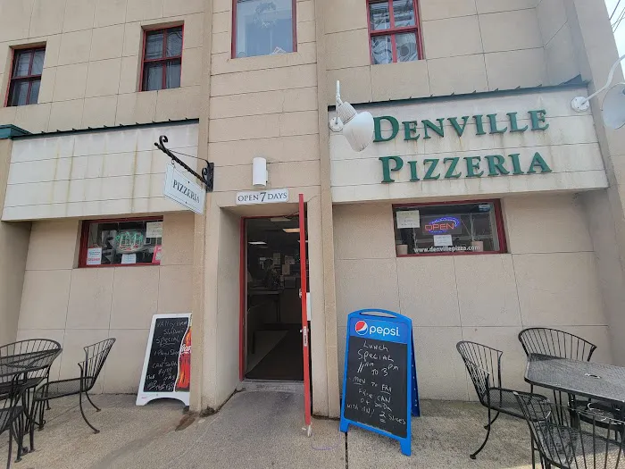 Denville Pizzeria Picture 5
