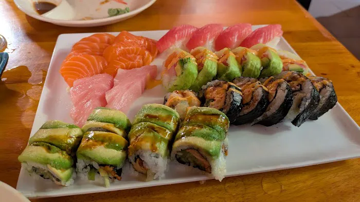 Miga Sushi Picture 5