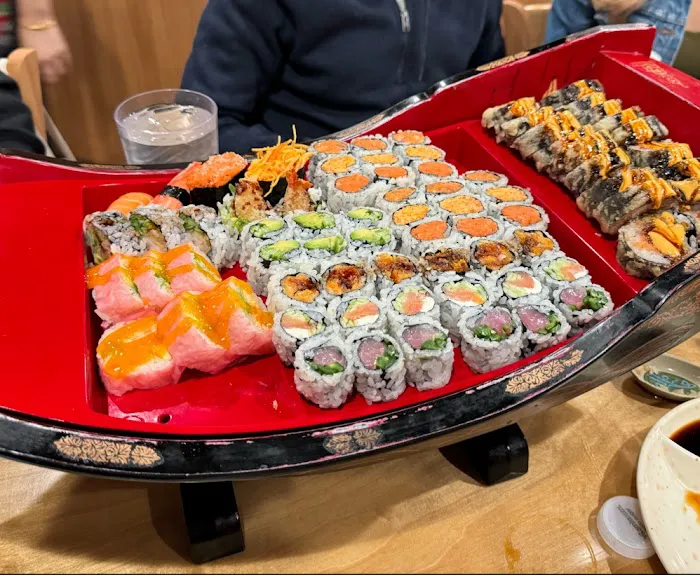 Miga Sushi Picture 10