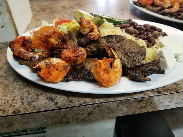 Deli La Limeña Picture 6