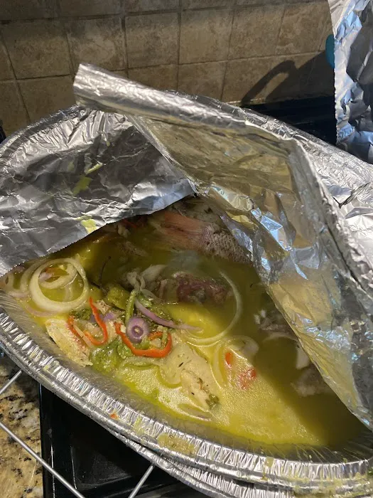 Akra Haitian Deli Picture 9