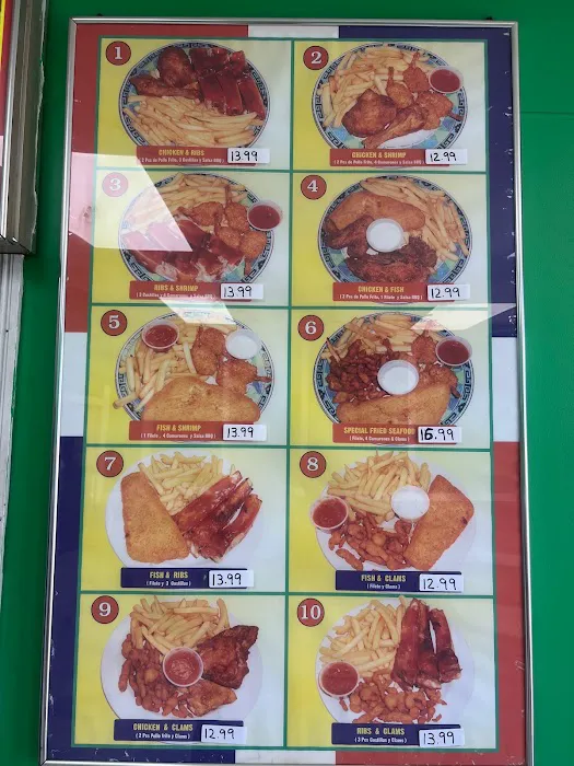 Maria's Pizza Chicken & Ribs Picture 1