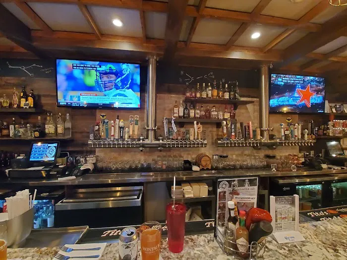 Burgerology Huntington Picture 2