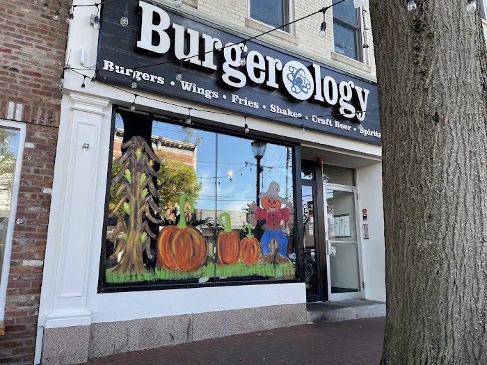 Burgerology Huntington Picture 9