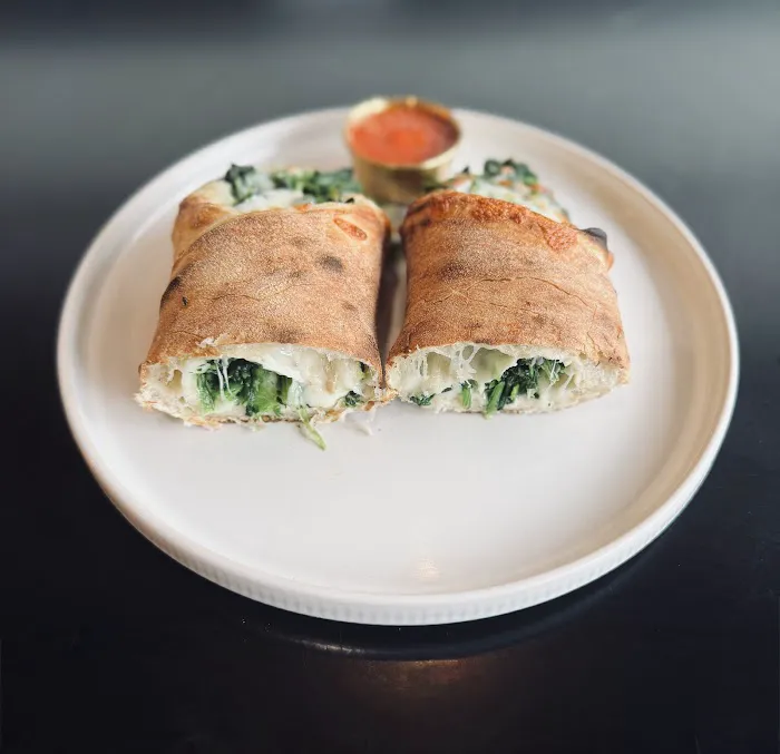 Dough & Co. Pizza Picture 9