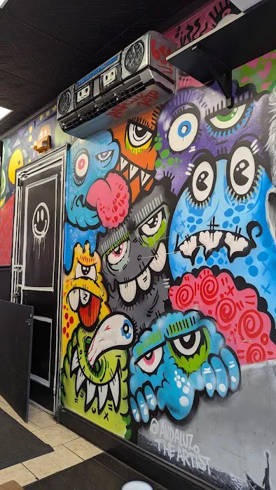 Krave It Pizza & Sandwich Joint Picture 4