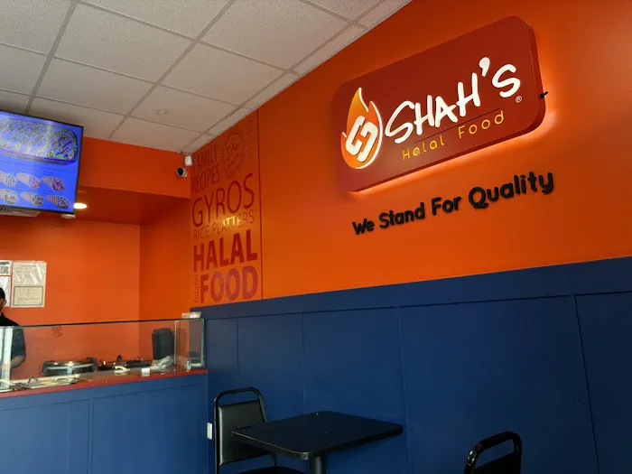 Shah's Halal Huntington Village Picture 6