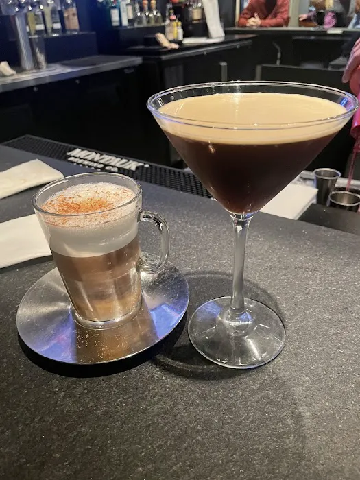 Anthony's Coal Fired Pizza & Wings Picture 5