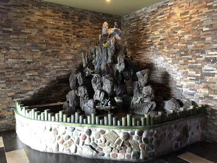 Izumi Sushi & Hibachi Picture 1