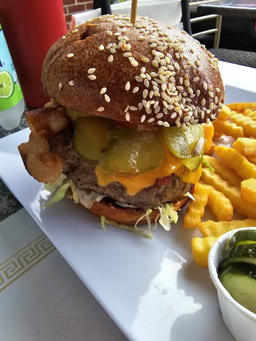 BOSS BURGER DELI & CATERING Picture 2