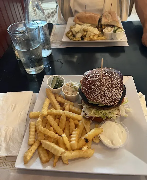 BOSS BURGER DELI & CATERING Picture 6