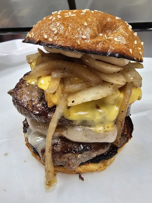 BOSS BURGER DELI & CATERING Picture 1