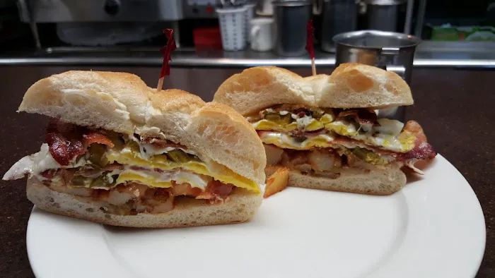 Bob's Diner Picture 4