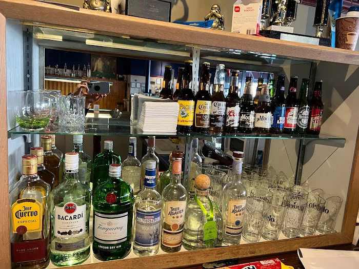 Jack & Jill Q Lounge Picture 5