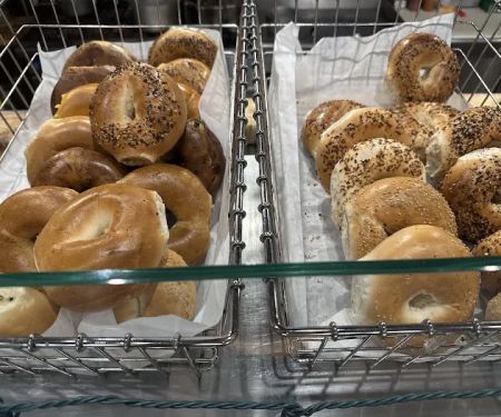 Dely y Taqueria Katy