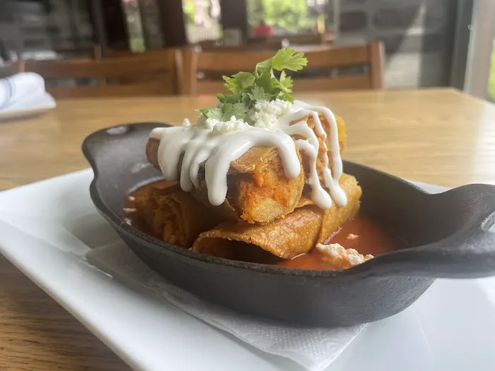 El Dorado Restaurant and Bar Picture 6