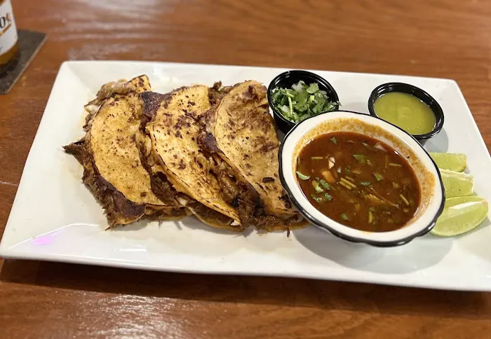 Riverside Patio Restaurant & Bar Picture 3