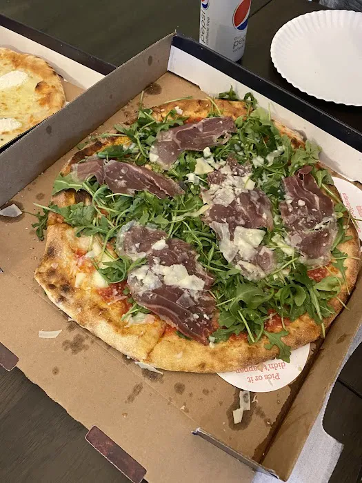 Mario's Wood Fired Pizza And Pasta Picture 5