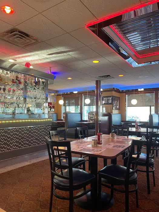 Olympic Diner Picture 3