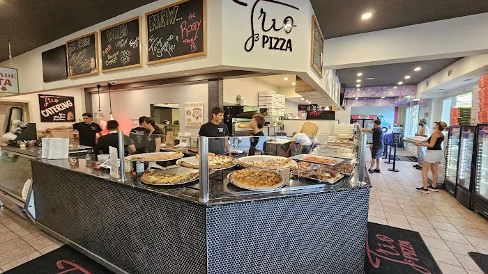 Trio Pizza Picture 6