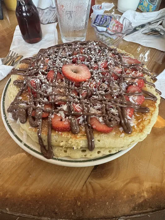 Countryside Kitchen Picture 3